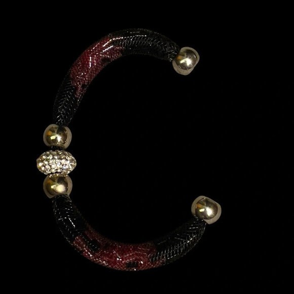 The Midnight Spark Bracelet. Magnetic Closure - Picture 4 of 7